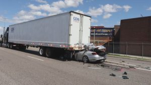 A court ordered Wabash to pay $462 million after a fatal accident involving a 2004 trailer, picture no 2.